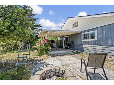 Tiny photo for 402 N D St, Lowell, OR 97452 (MLS # 207825332)