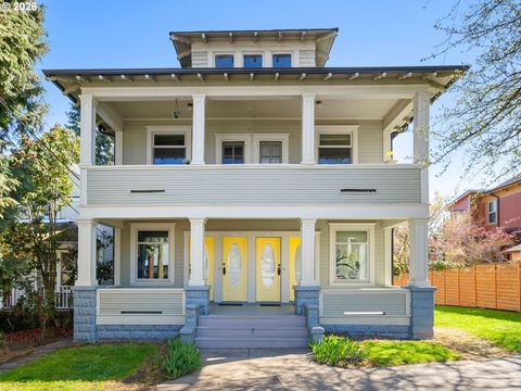 3628 SE MILWAUKIE AVE Portland OR 97202