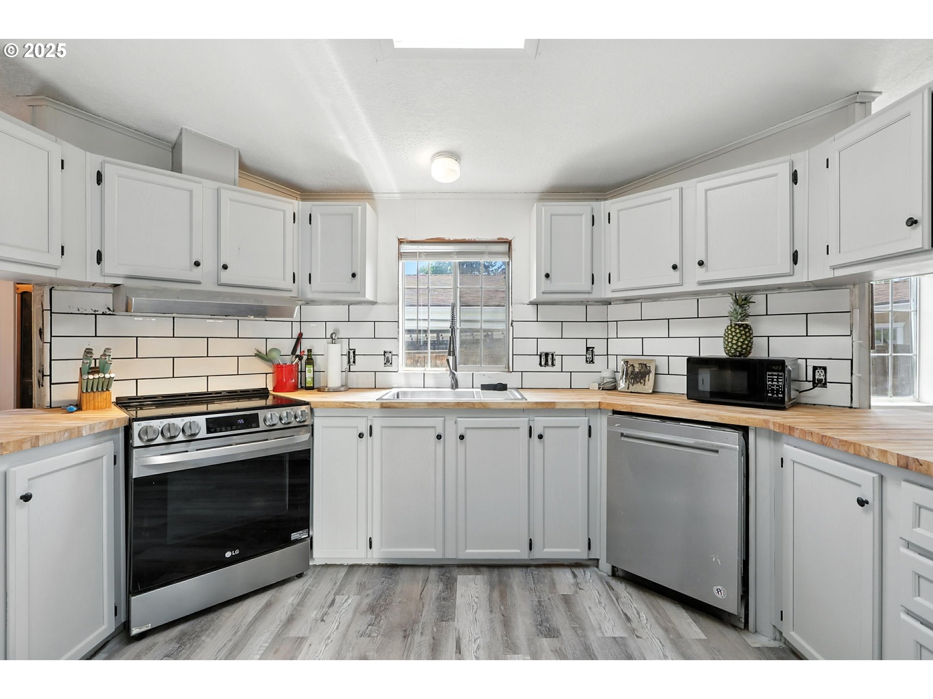 1000 S MCKERN CT 29