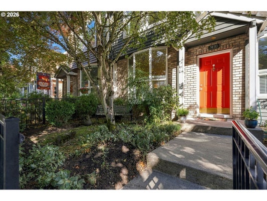 7430 SW CAPITOL HWY, PORTLAND, OR 97219 - Image 9d5bd671db5934cb9d77f72d196ee7c4/1840186934