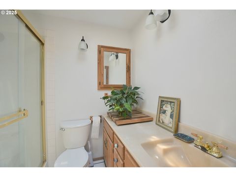 Tiny photo for 48565 E 1st St, Oakridge, OR 97463 (MLS # 736519777)
