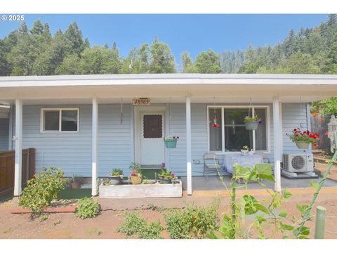 Tiny photo for 48565 E 1st St, Oakridge, OR 97463 (MLS # 736519777)