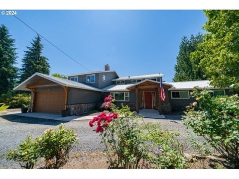 A home in Stayton