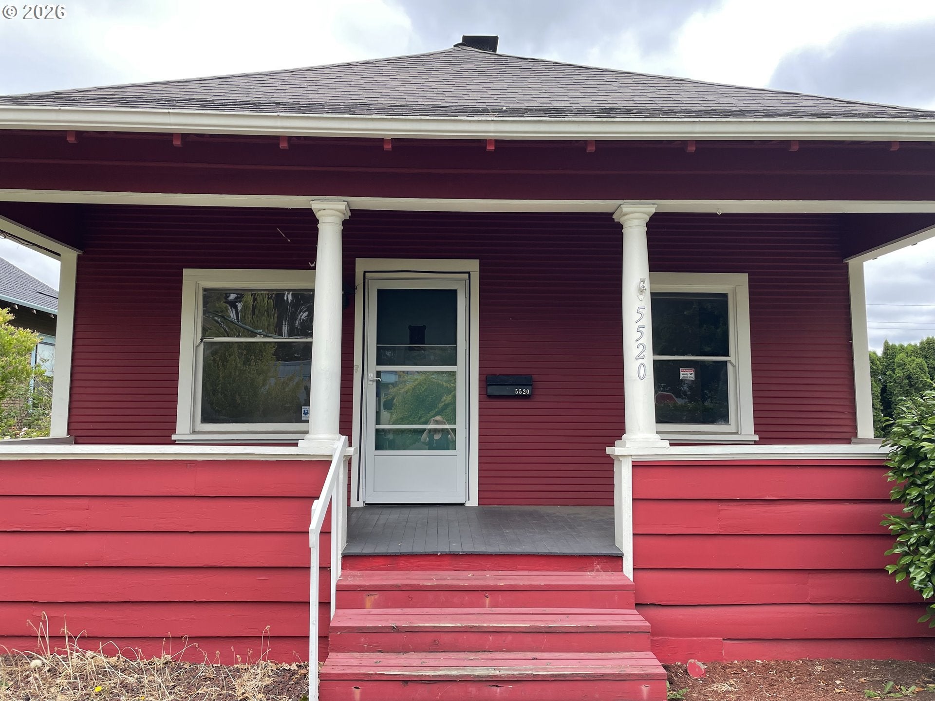 5520 SE MILWAUKIE AVE