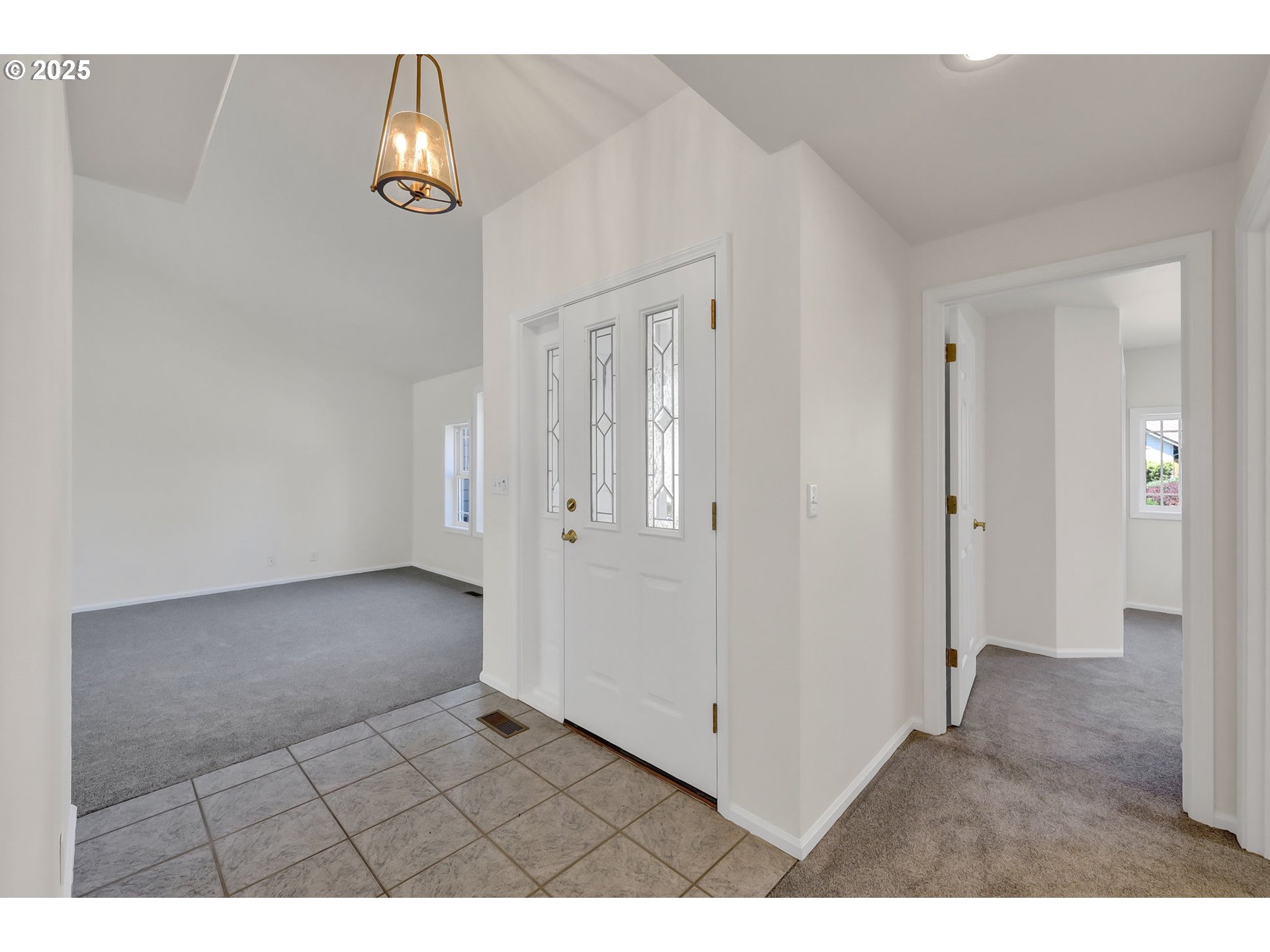 1246 MONTECELLO DR