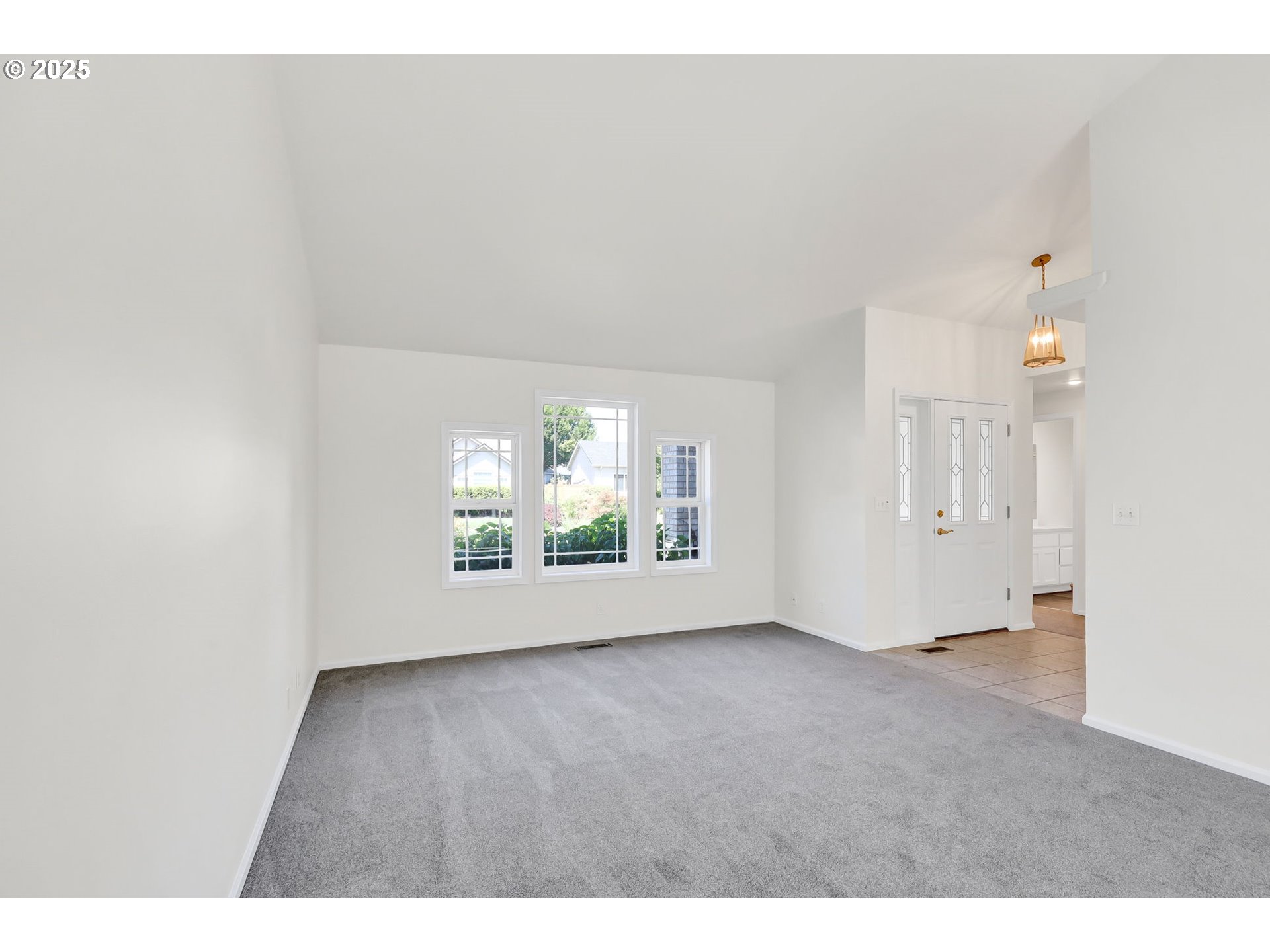 1246 MONTECELLO DR