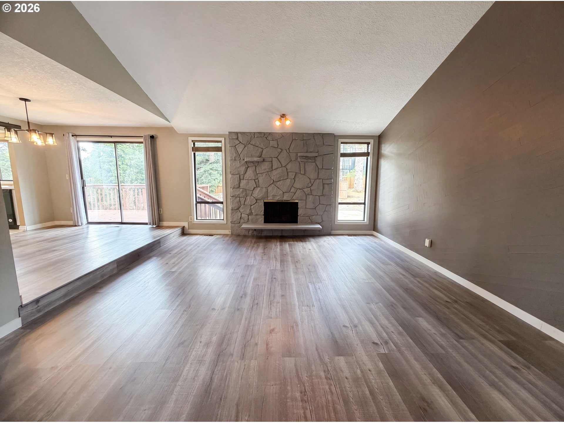 4246 SPRING ROCK CIR