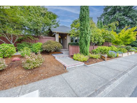 630 SPYGLASS DR Eugene OR 97401