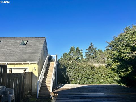 A home in Depoe Bay