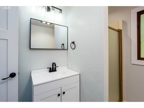 Tiny photo for 48187 Mcfarland Rd, Oakridge, OR 97463 (MLS # 476811006)