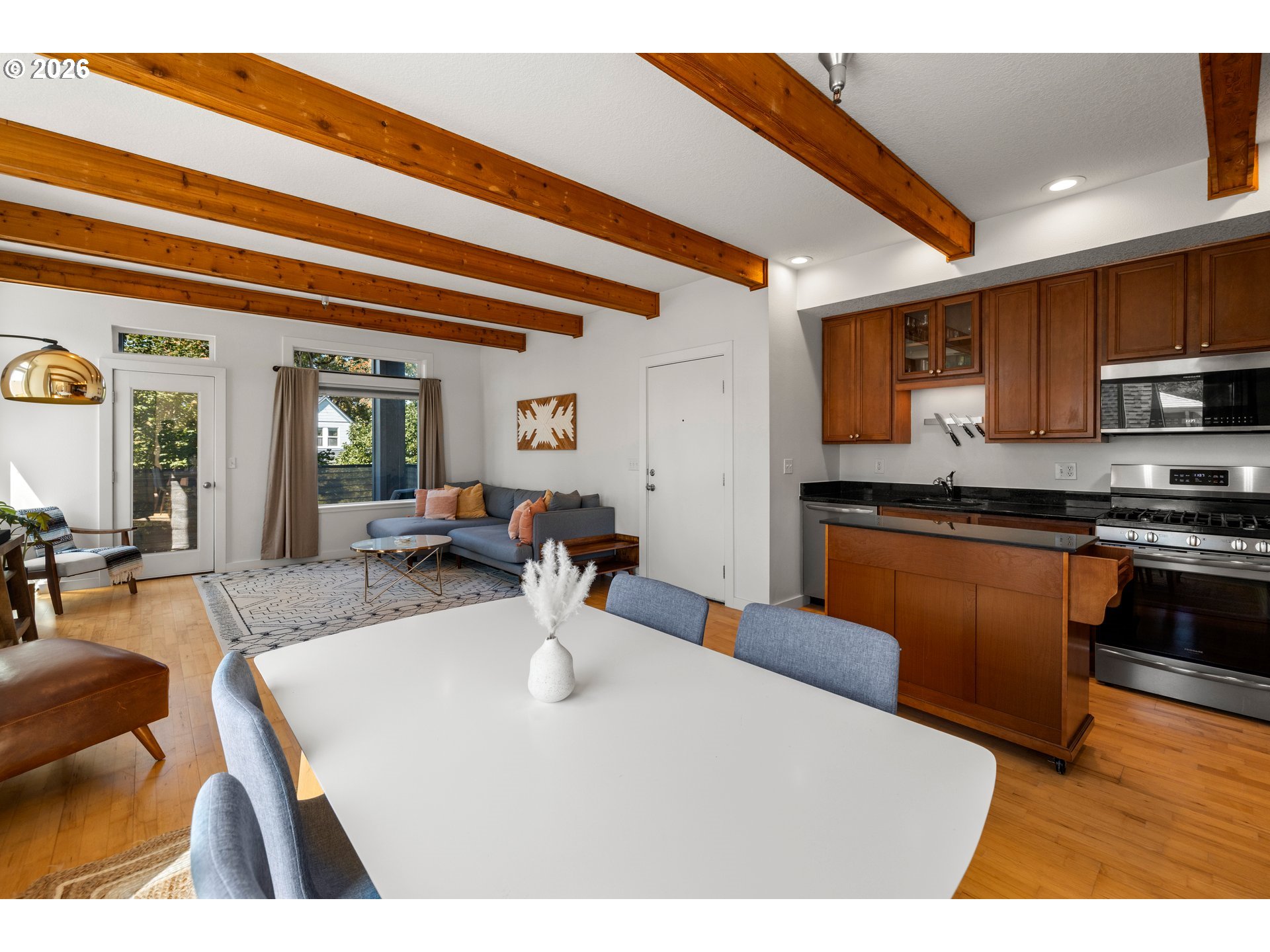 4040 N MONTANA AVE 4