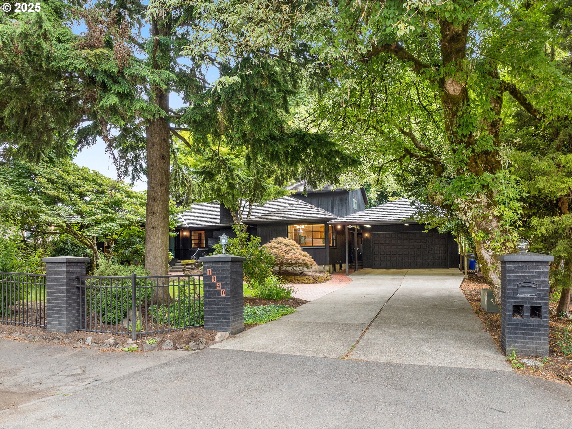 1940 SW 71ST AVE