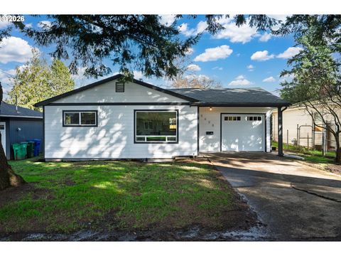 5408 NE 46th PL Portland OR 97218