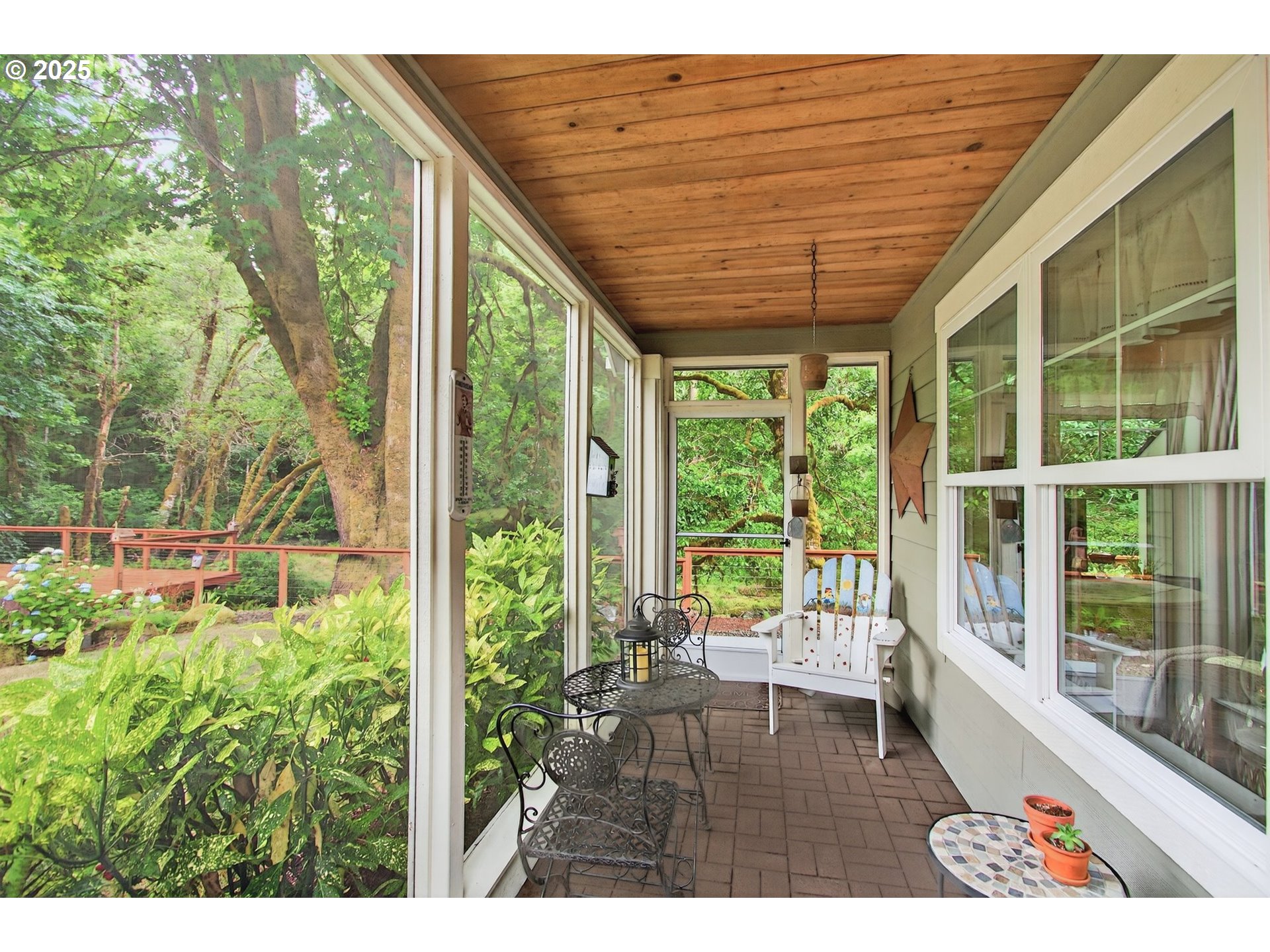 721 ABERNATHY CREEK RD