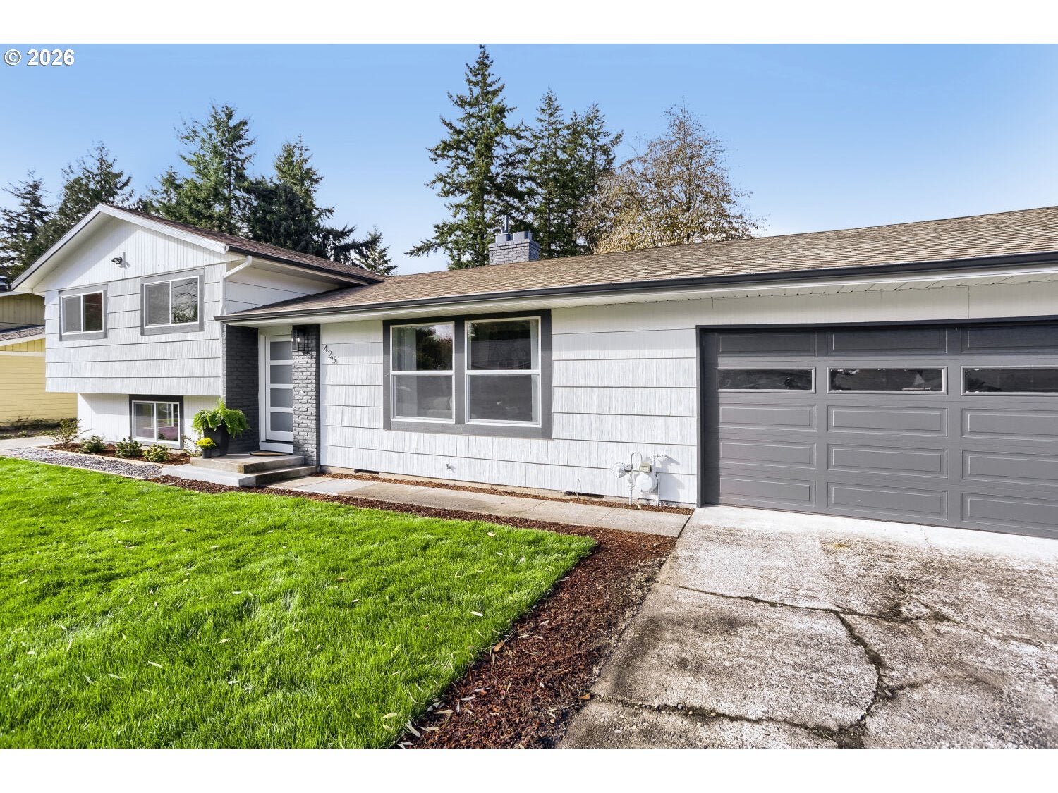 425 NE 143RD AVE