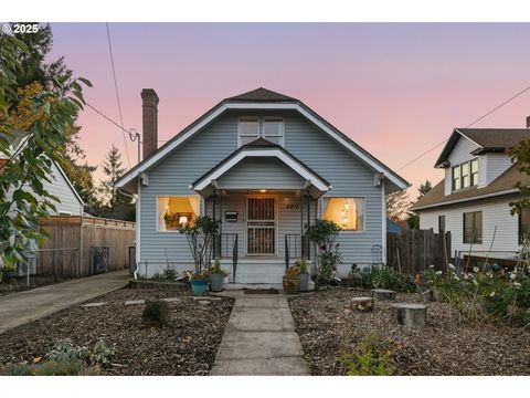 4811 SE 60TH AVE Portland OR 97206