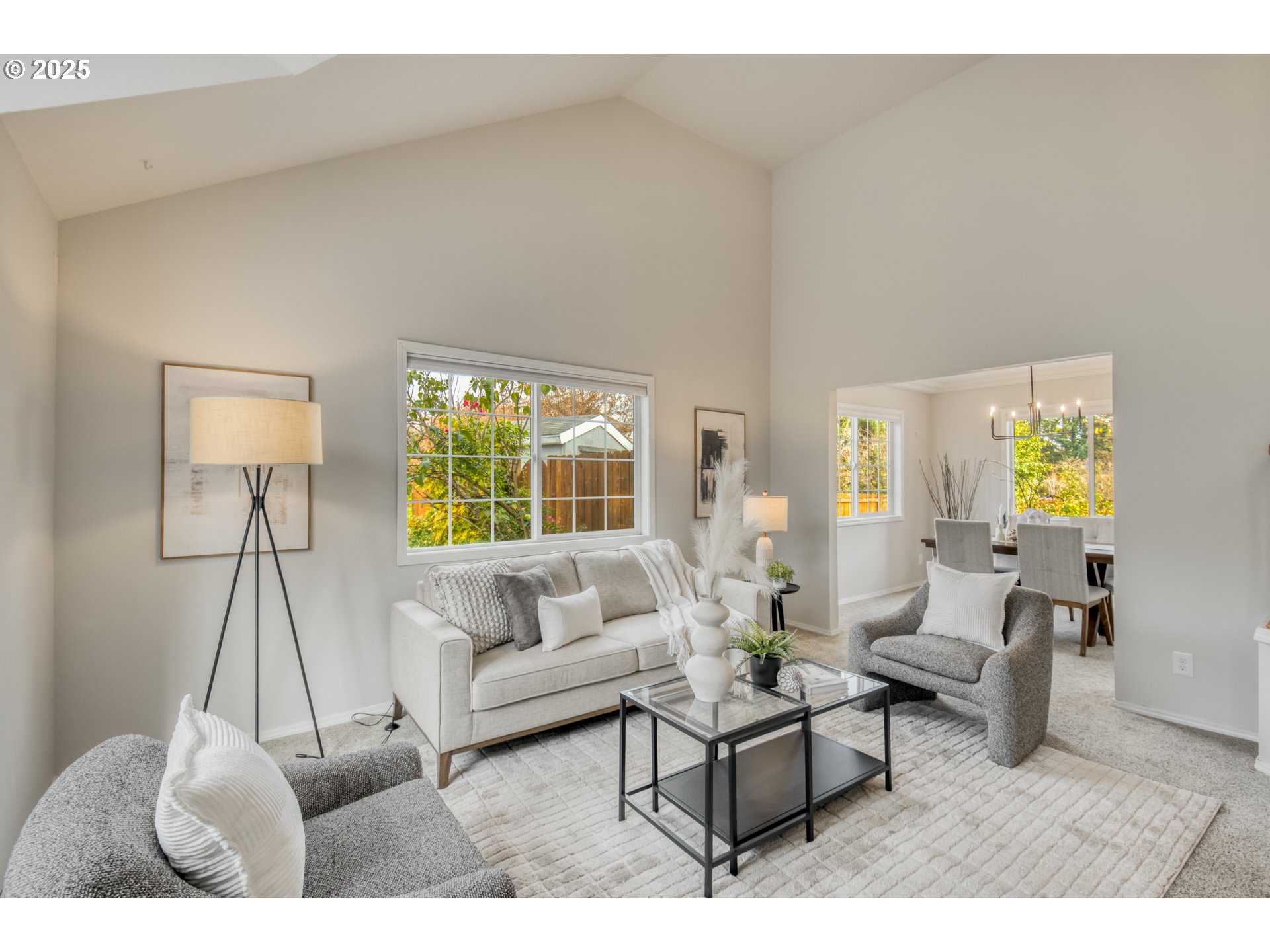 22940 SW VERMILLION DR