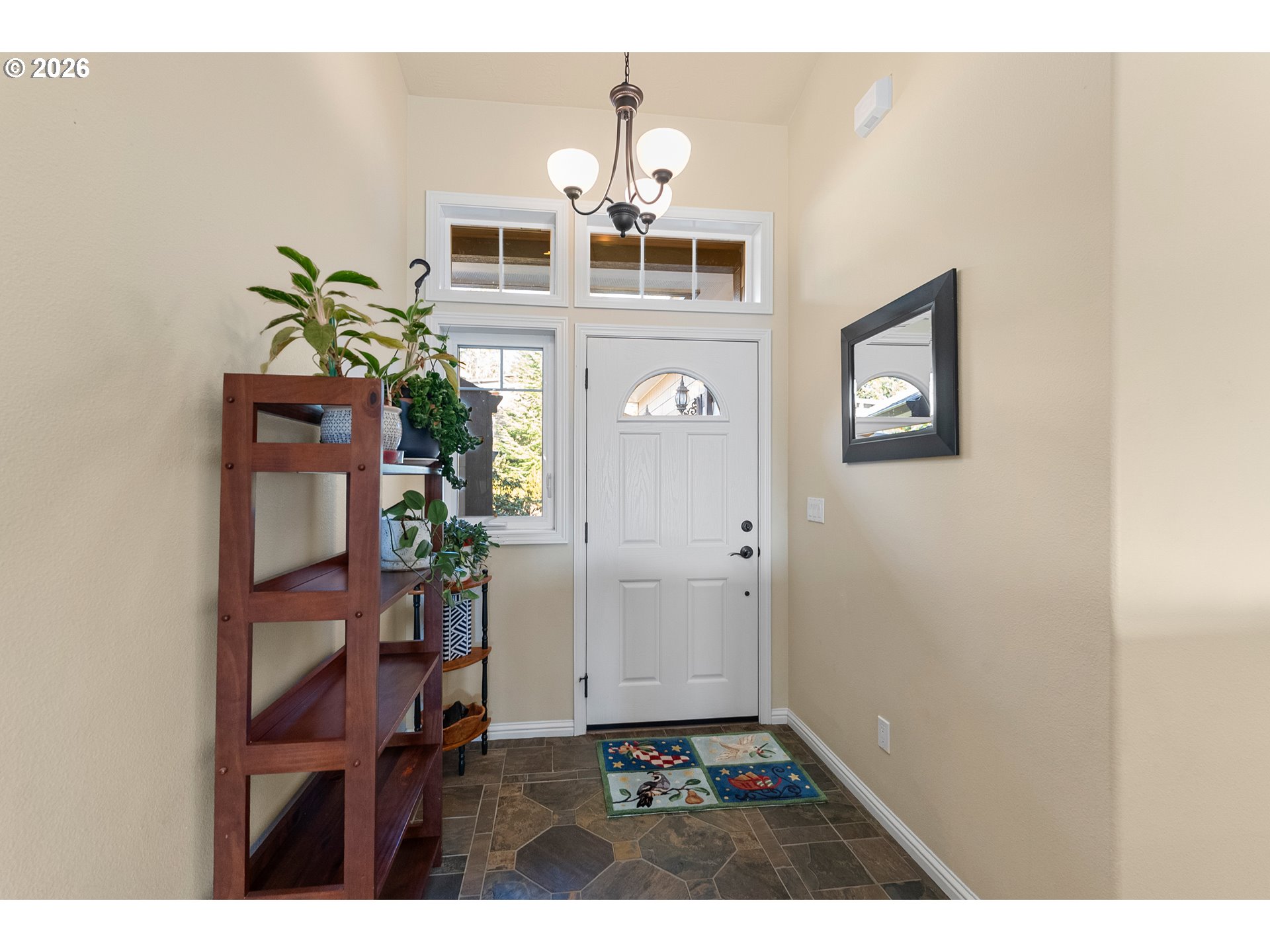 1556 NE KENNEDY LOOP DR