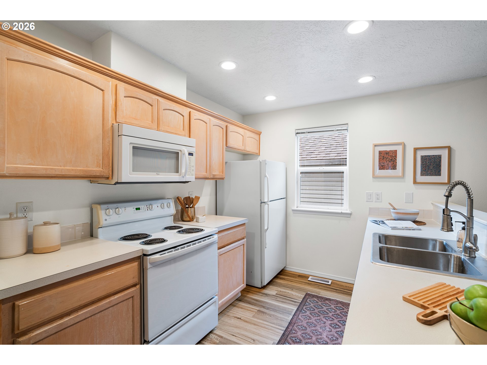 19051 WELLESLEY AVE