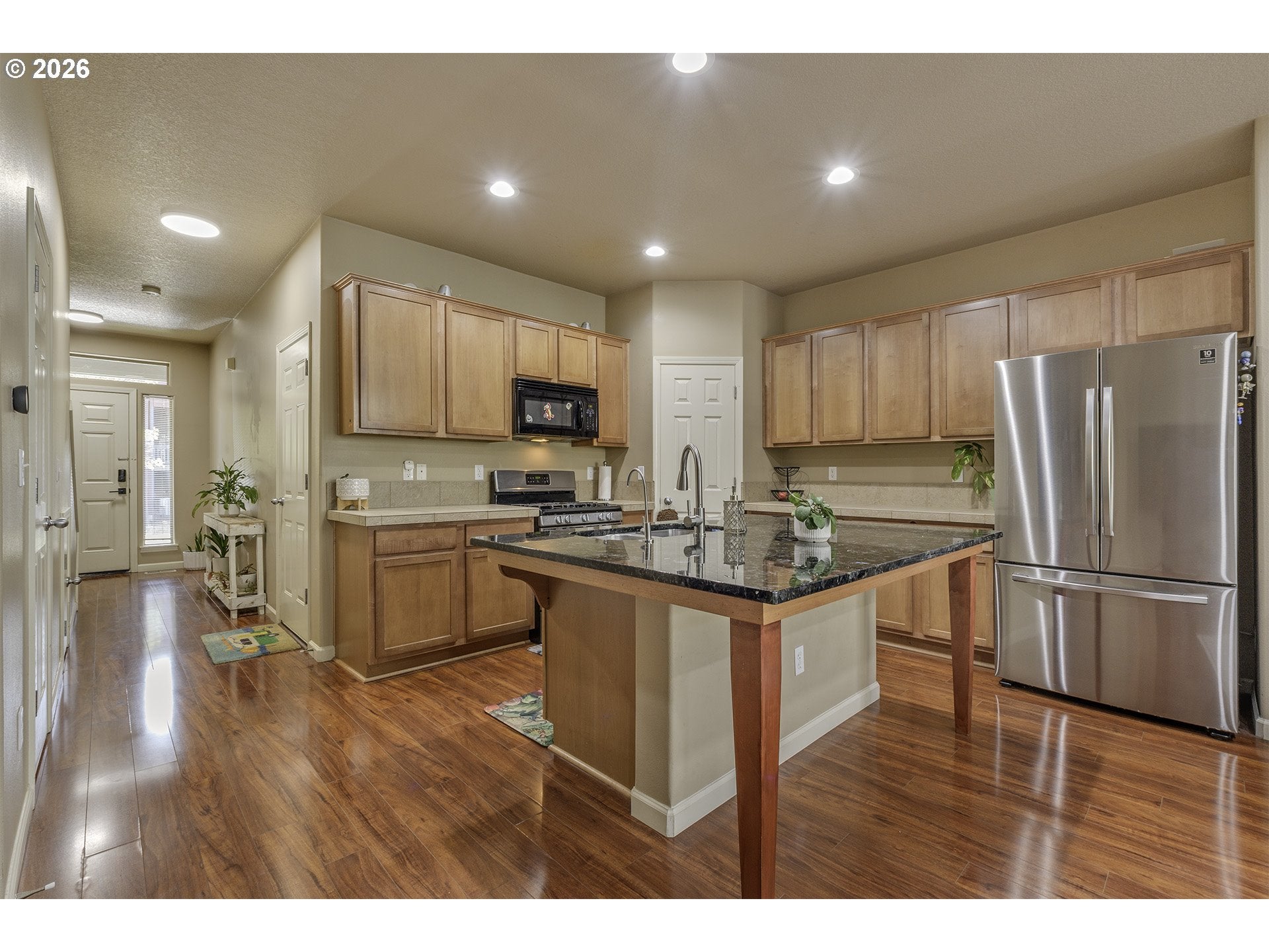 3137 NE 14TH PL