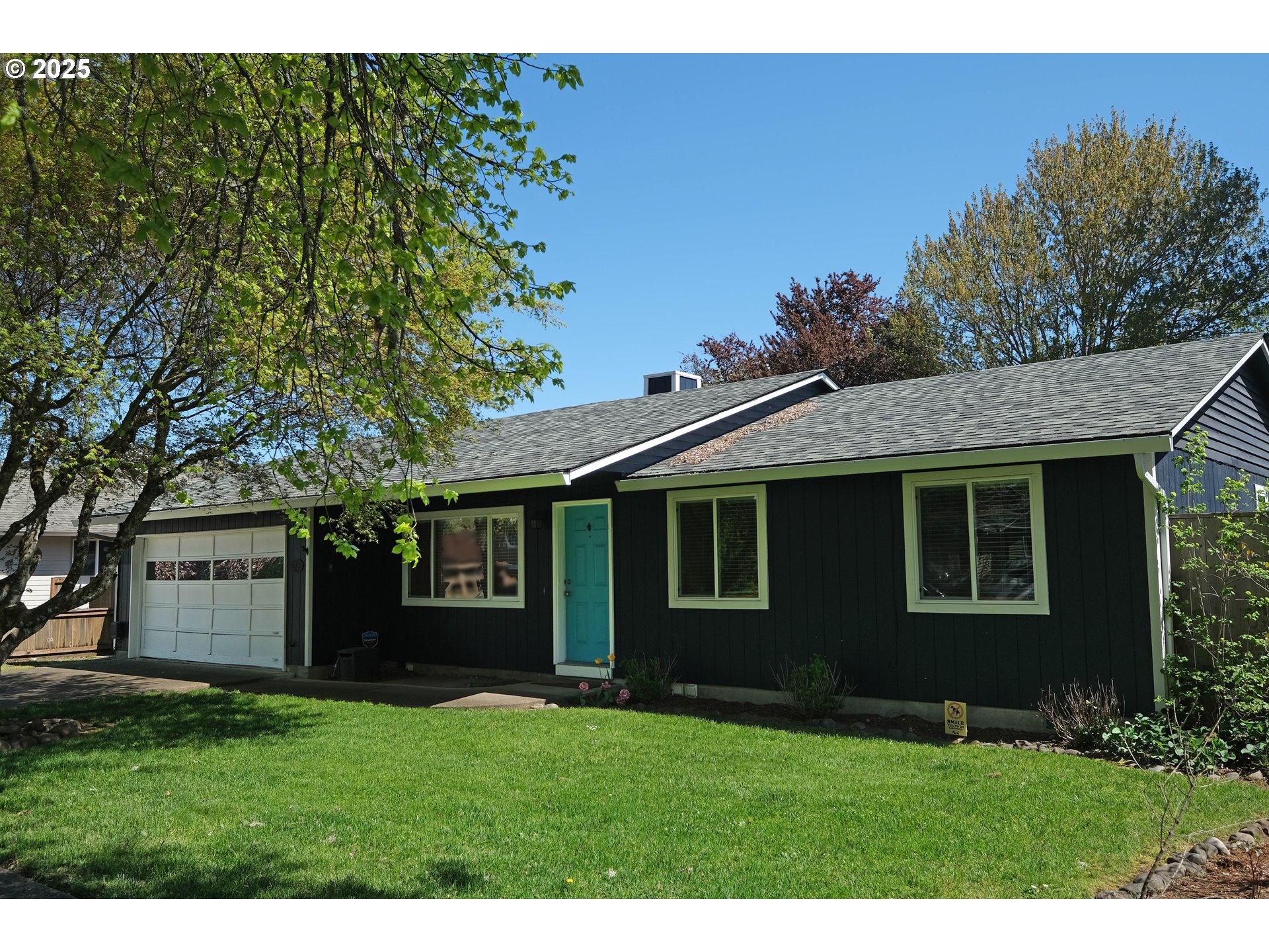2735 BALLAD LN