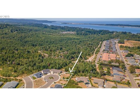 2 Nautical CT Coos Bay OR 97420