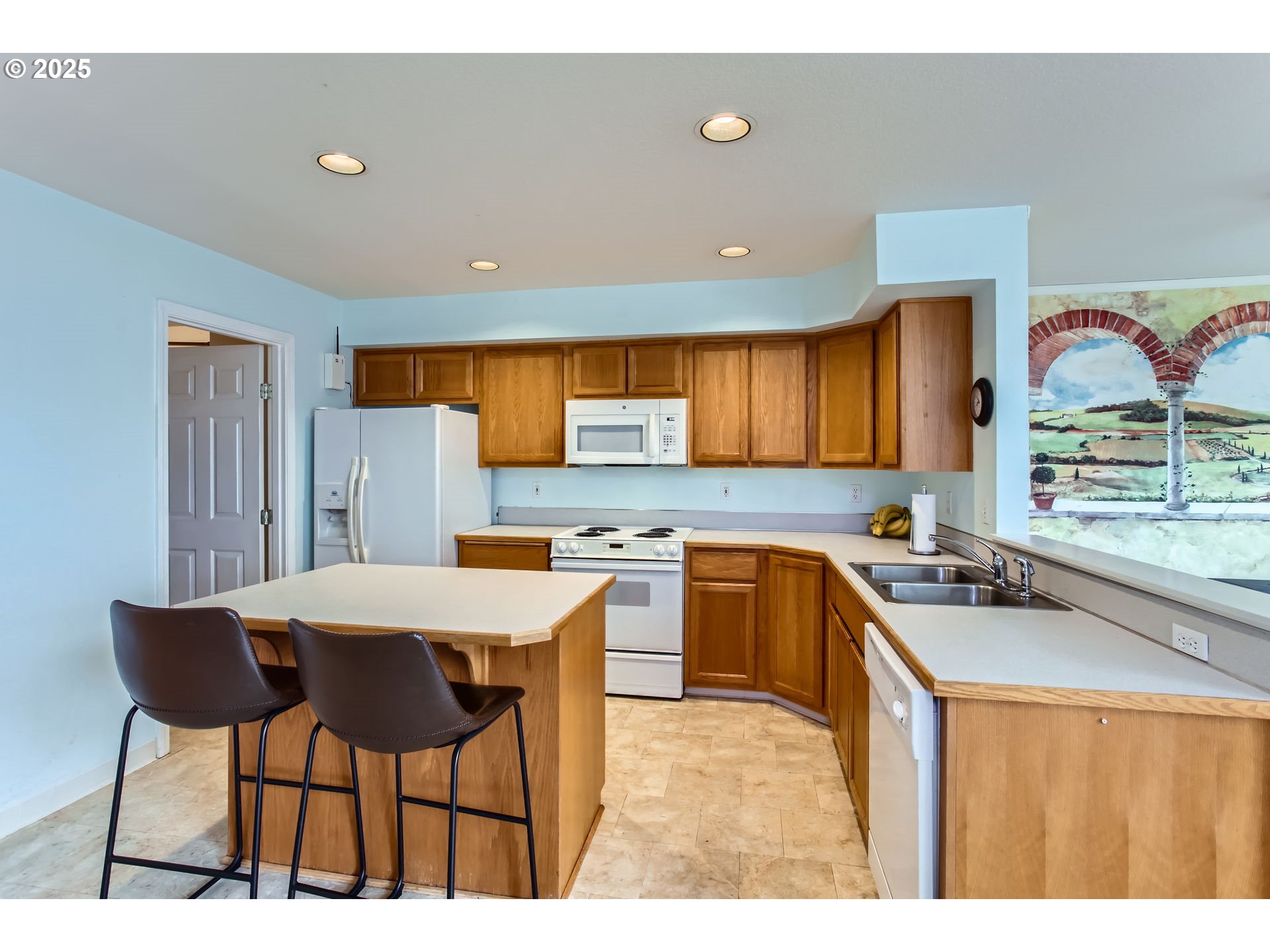 Vancouver, Washington 98661, United States, 2 Bedrooms Bedrooms, ,2 BathroomsBathrooms,Residential,Active,95781