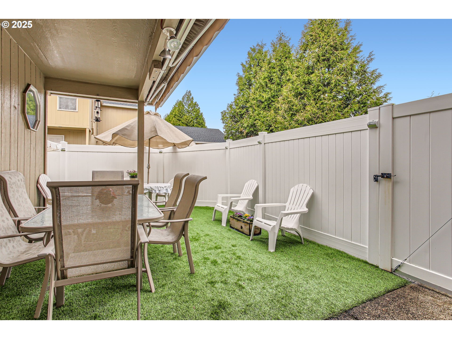 Vancouver, Washington 98661, United States, 2 Bedrooms Bedrooms, ,2 BathroomsBathrooms,Residential,Active,95781