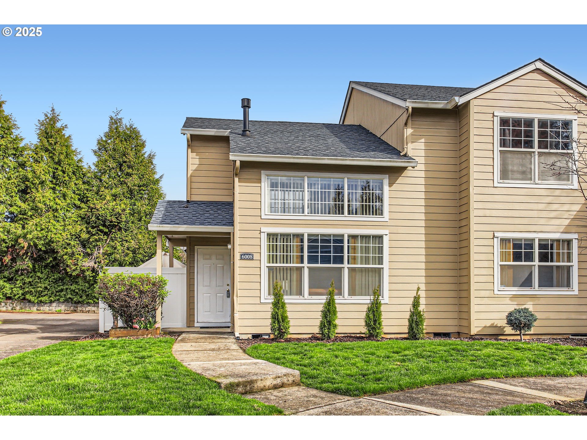 Vancouver, Washington 98661, United States, 2 Bedrooms Bedrooms, ,2 BathroomsBathrooms,Residential,Active,95781