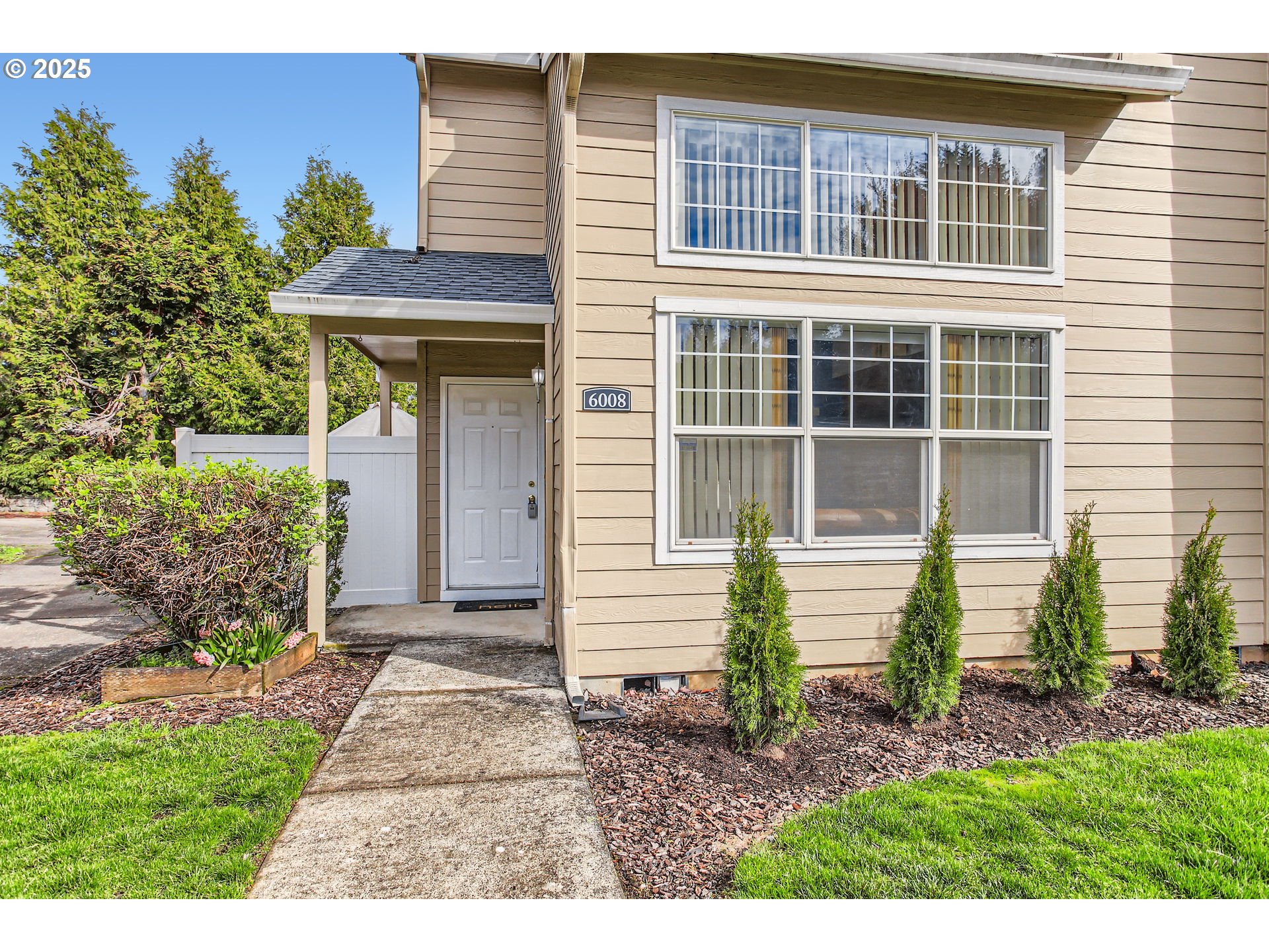 Vancouver, Washington 98661, United States, 2 Bedrooms Bedrooms, ,2 BathroomsBathrooms,Residential,Active,95781