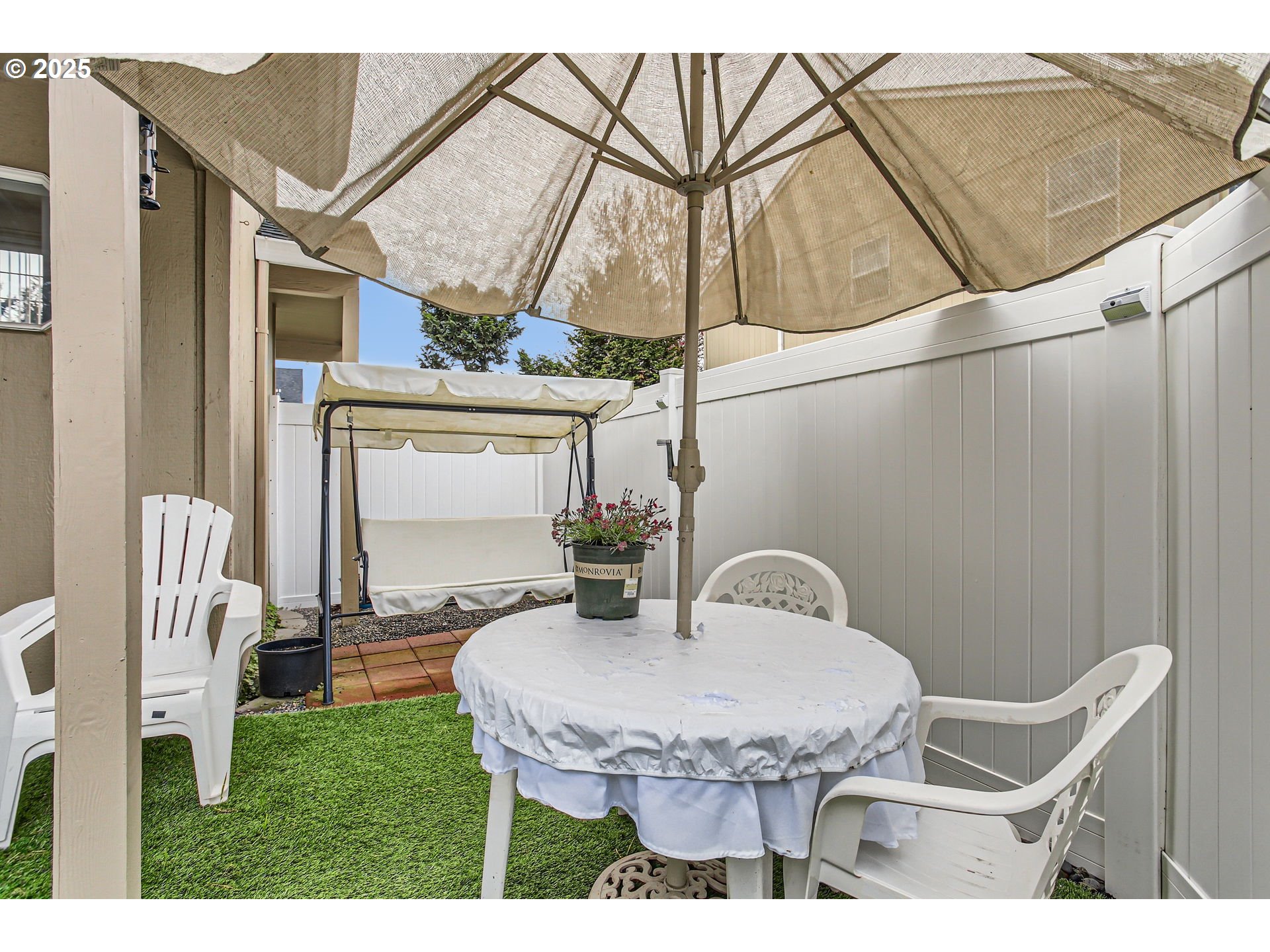 Vancouver, Washington 98661, United States, 2 Bedrooms Bedrooms, ,2 BathroomsBathrooms,Residential,Active,95781