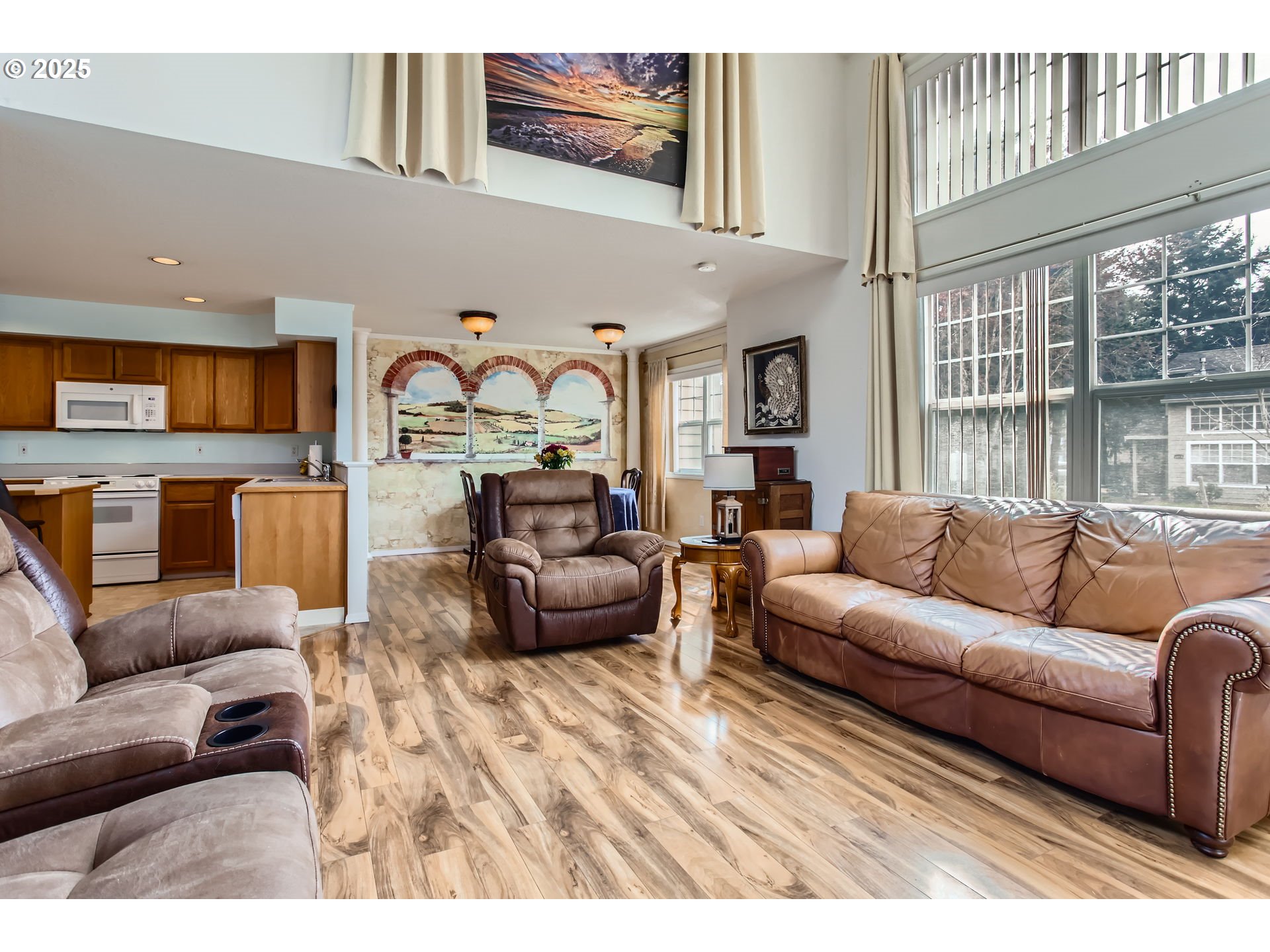 Vancouver, Washington 98661, United States, 2 Bedrooms Bedrooms, ,2 BathroomsBathrooms,Residential,Active,95781