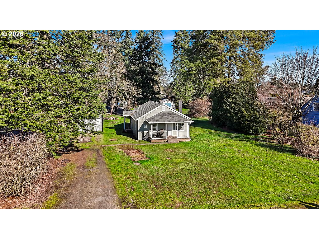 1095 CANDLEWOOD DR NE