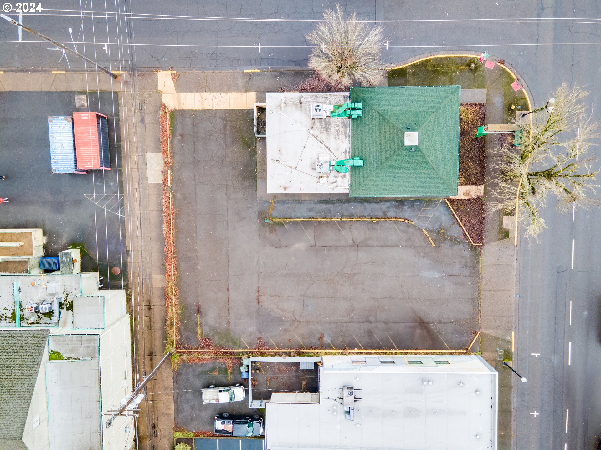 774 MAIN ST