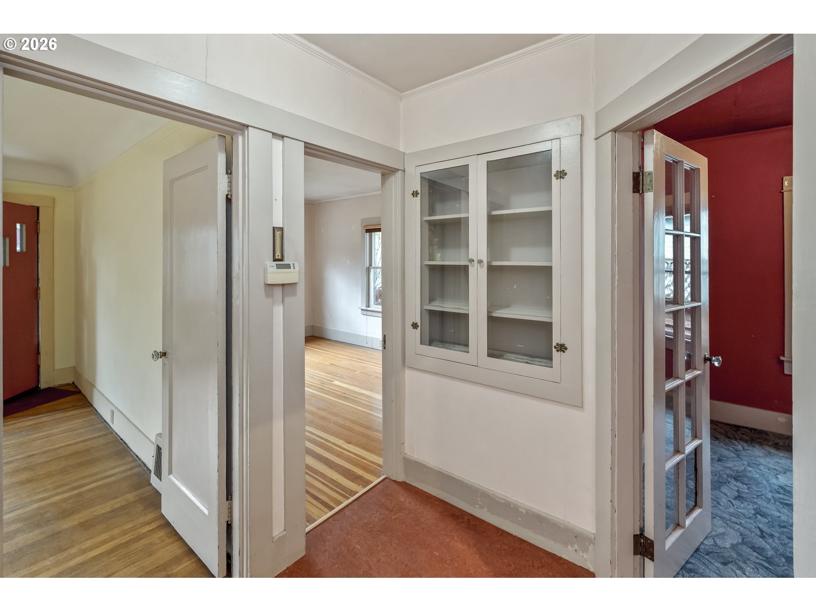 6626 N GREENWICH AVE