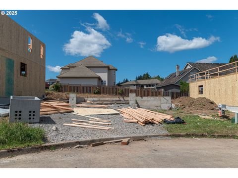 2271 SW PHYLLIS PL Gresham OR 97080