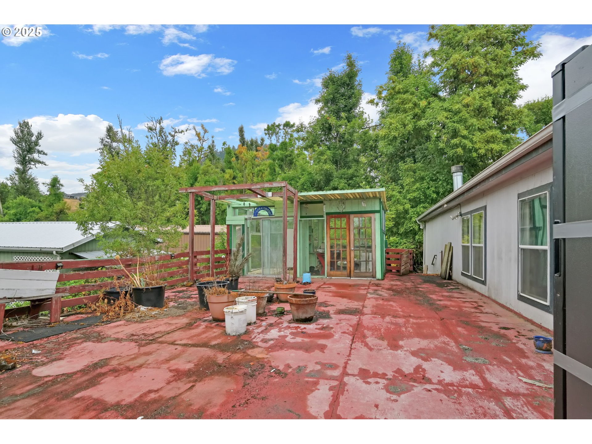 5972 MT VERNON RD