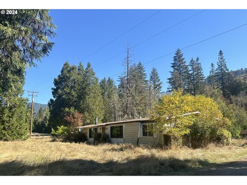 A home in Myrtle Creek