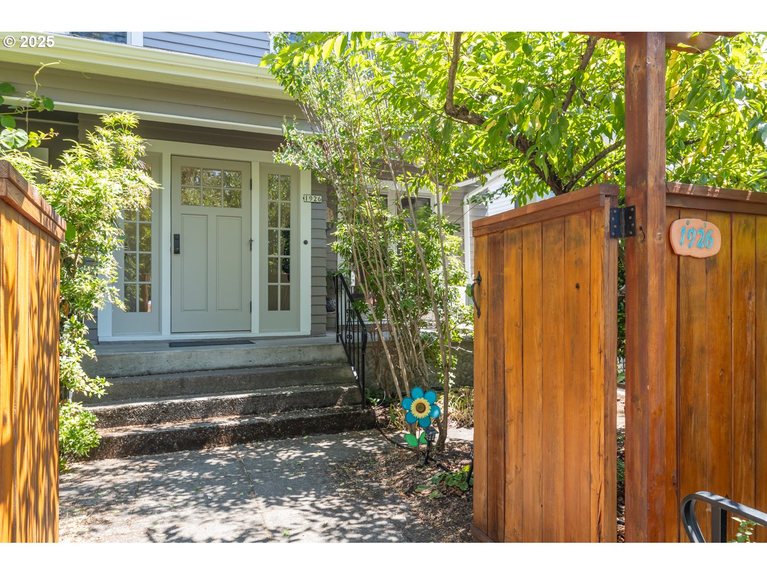 1926 SE 12TH AVE