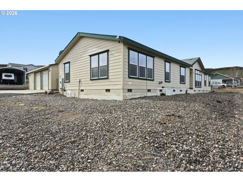 1265 WRIGHT RD Arlington OR 97812