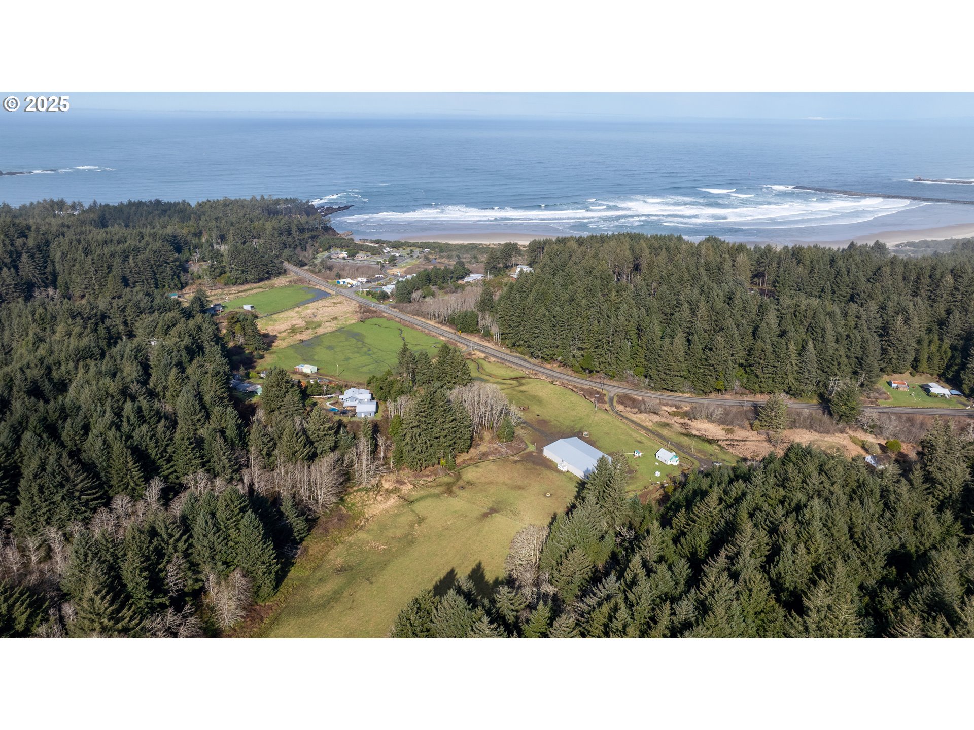 90408 CAPE ARAGO HWY A