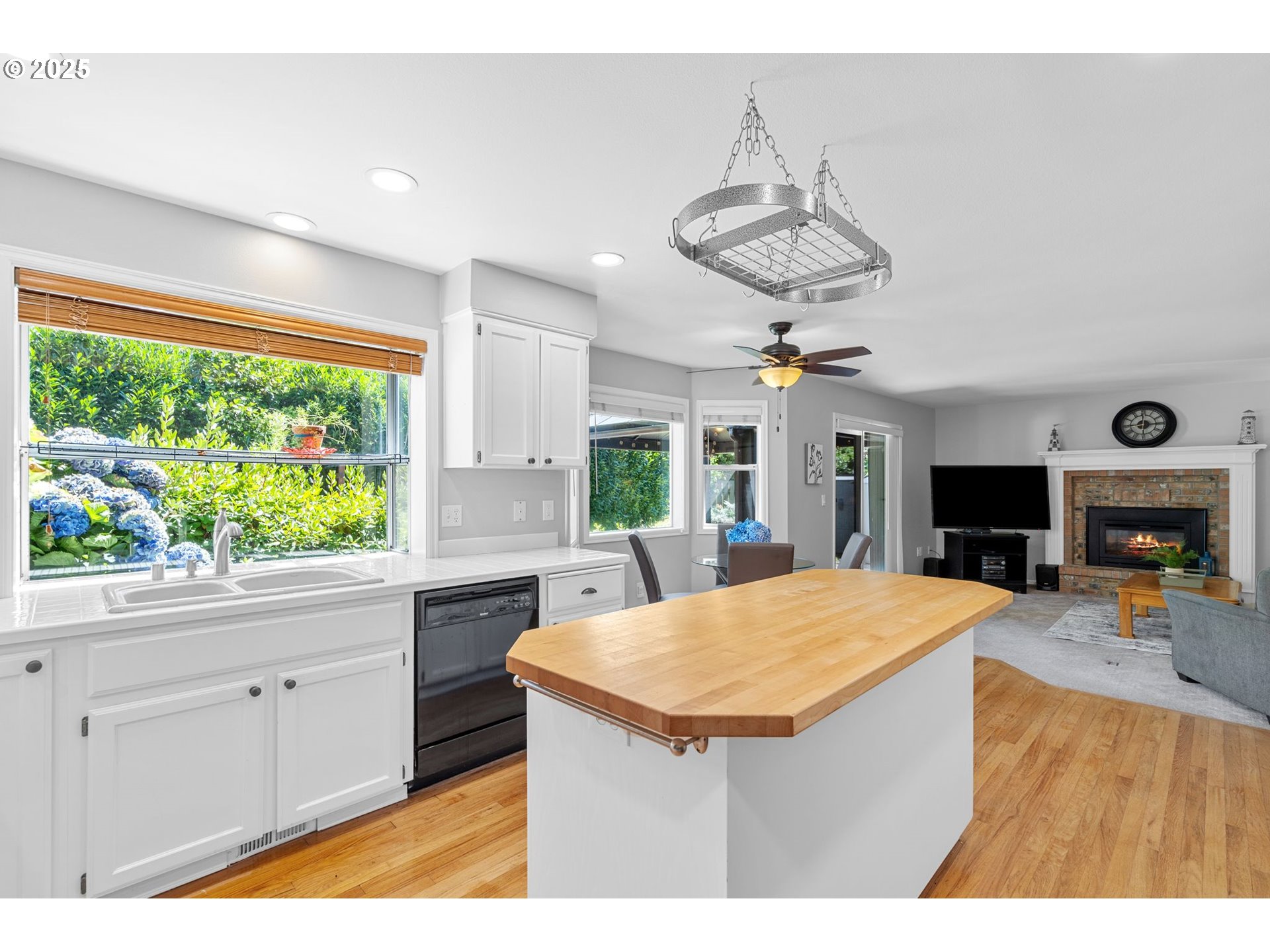 1413 NE 157TH AVE