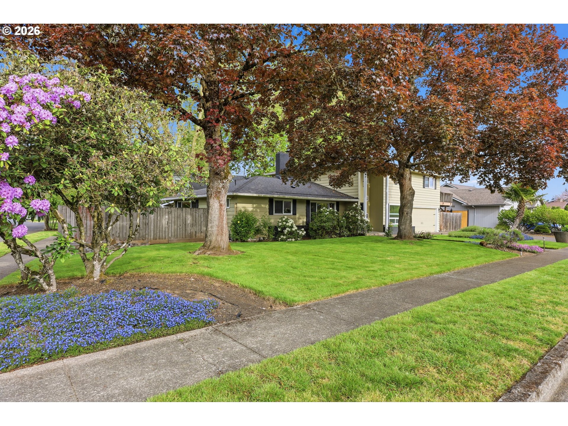 2412 DALTON DR