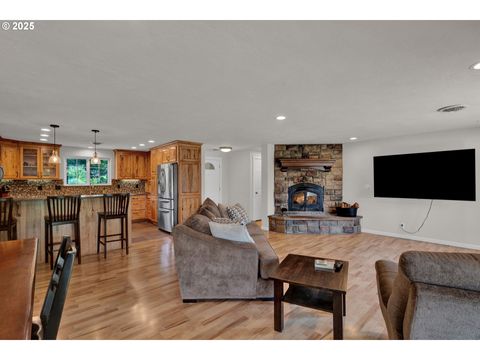 Tiny photo for 81988 Hillview Dr, Creswell, OR 97426 (MLS # 119063030)