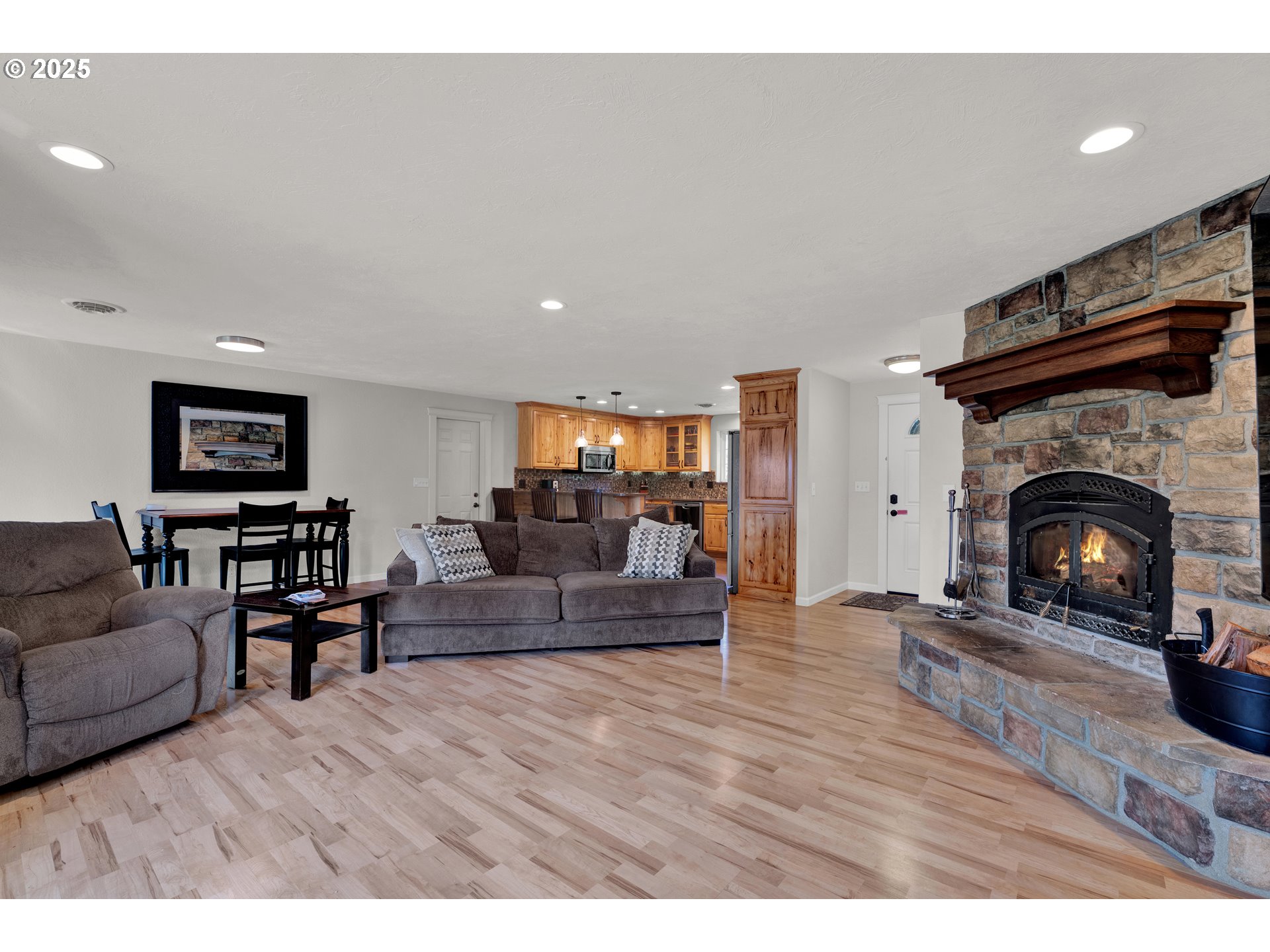 81988 HILLVIEW DR
