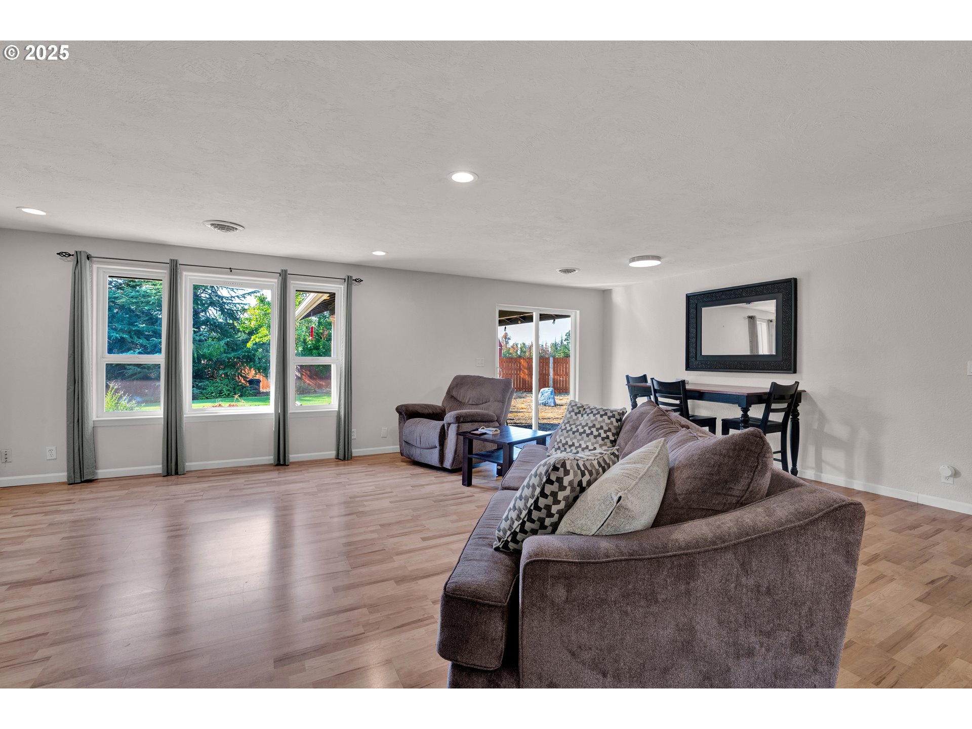81988 HILLVIEW DR