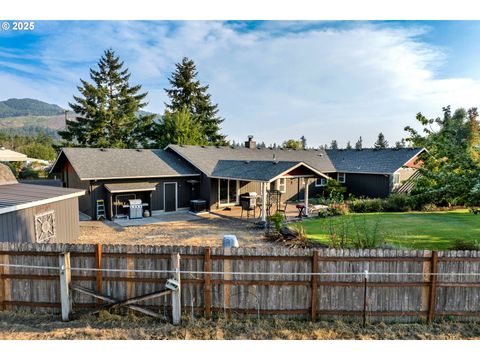 Tiny photo for 81988 Hillview Dr, Creswell, OR 97426 (MLS # 119063030)