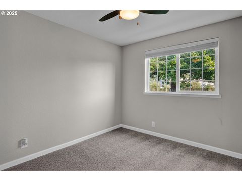 Tiny photo for 81988 Hillview Dr, Creswell, OR 97426 (MLS # 119063030)
