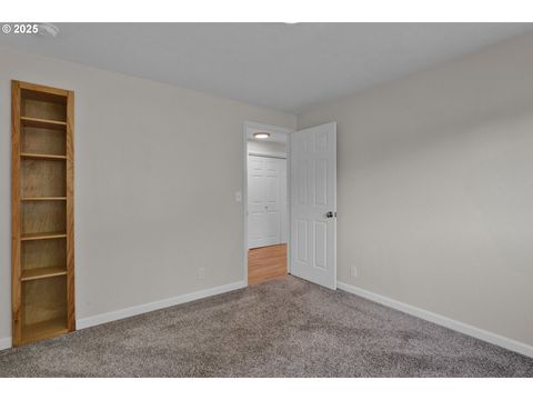 Tiny photo for 81988 Hillview Dr, Creswell, OR 97426 (MLS # 119063030)