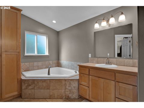 Tiny photo for 81988 Hillview Dr, Creswell, OR 97426 (MLS # 119063030)